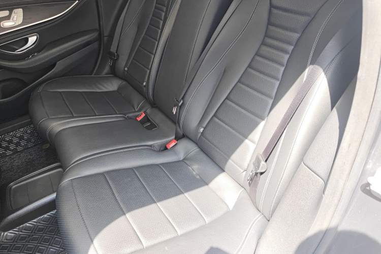 Used Mercedes-Benz E-Class 2019 Restyled E 300 L Sport Luxury Edition Left Rear Seat