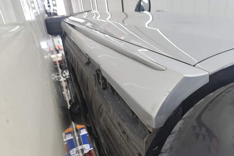Used Mercedes-Benz E-Class 2019 E 260 L Sport Edition Left Side Sill