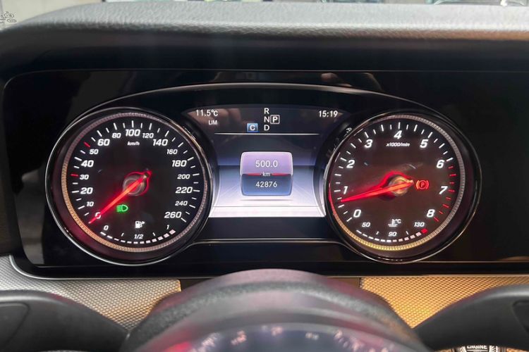 Used Mercedes-Benz E-Class 2019 E 200 Sport Edition Odometer Close Up