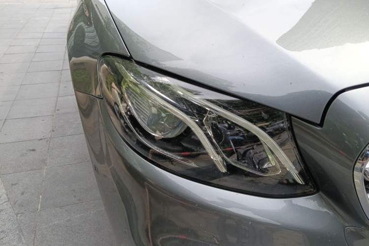 Used Mercedes-Benz E-Class 2019 E 300 L Stylish Model Right Front Headlight
