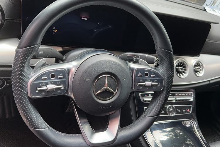 Used Mercedes-Benz E-Class 2019 E 200 Coupe Steering Wheel