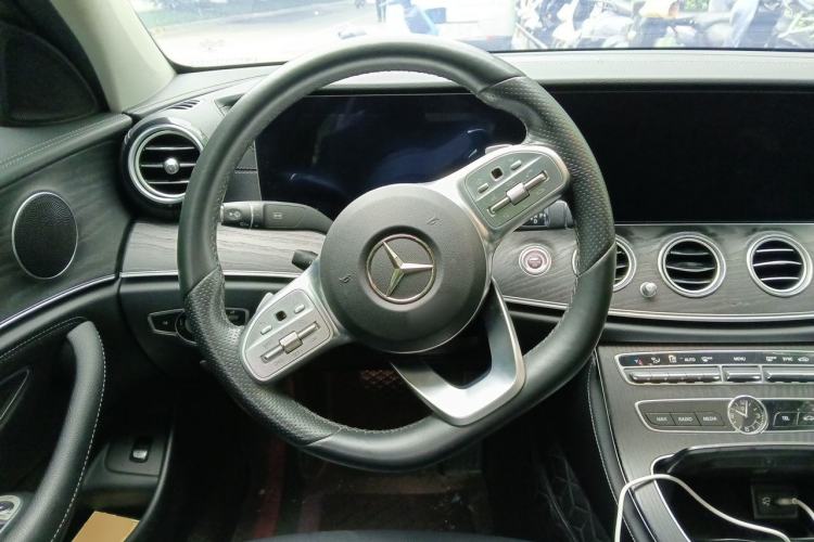 Used Mercedes-Benz E-Class 2019 E 300 L Stylish Model Steering Wheel