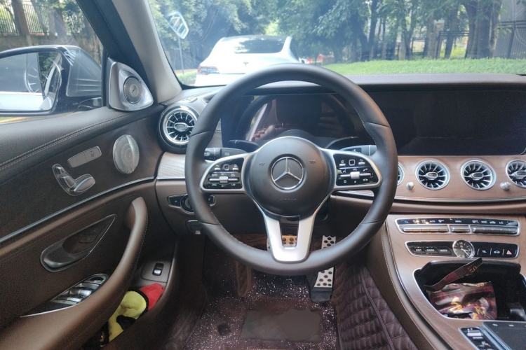 Used Mercedes-Benz E-Class 2019 E 200 L Steering Wheel
