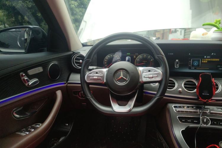 Used Mercedes-Benz E-Class 2019 E 260 L Sport Edition Steering Wheel