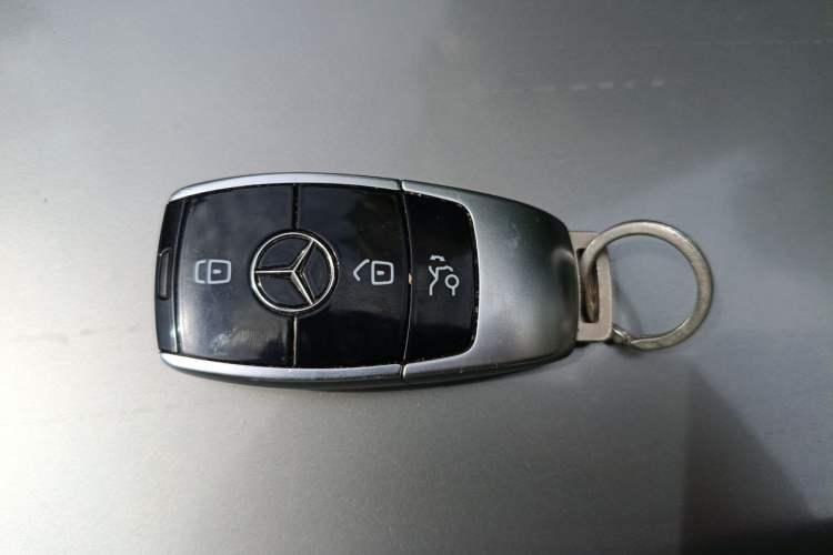 Used Mercedes-Benz E-Class 2019 E 300 L Sporty and Stylish Model Vehicle Key