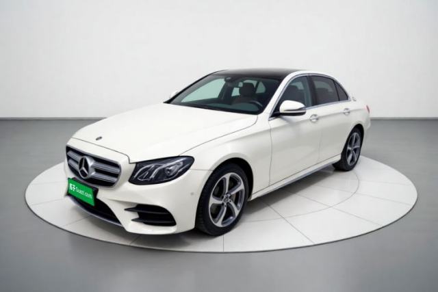 Gebrauchter Mercedes-Benz E-Class 2019 E 300 L Sporty and Stylish Model