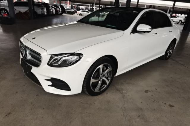 Used Mercedes-Benz E-Class 2019 E 300 L Sporty and Stylish Model