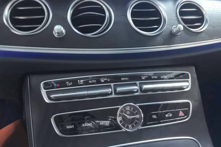 Used Mercedes-Benz E-Class 2019 E 300 L Sporty and Stylish Model Audio And AC Panel
