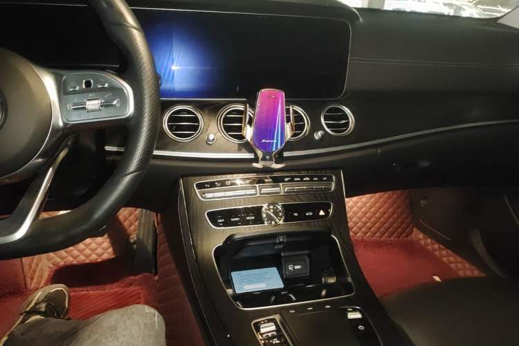 Used Mercedes-Benz E-Class 2019 E 300 L Sporty and Stylish Model Audio And AC Panel