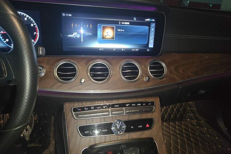 Used Mercedes-Benz E-Class 2019 E 300 L Luxury Model Audio And AC Panel