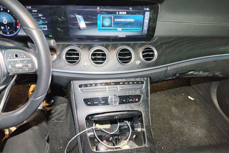 Used Mercedes-Benz E-Class 2019 E 200 L Sport Edition Audio And AC Panel