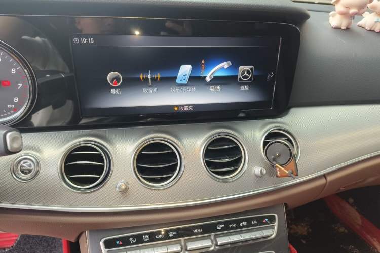 Used Mercedes-Benz E-Class 2019 E 200 Sport Edition Audio And AC Panel
