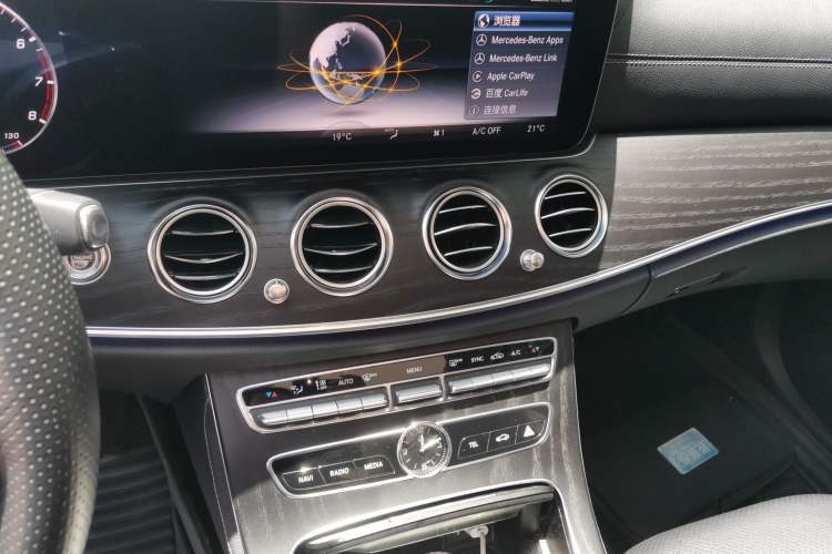 Used Mercedes-Benz E-Class 2019 Facelifted E 300 L Stylish Version Audio And AC Panel