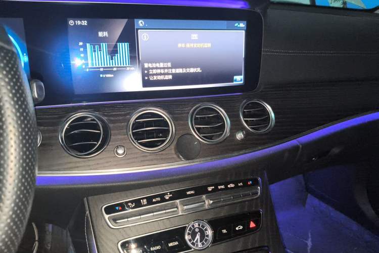Used Mercedes-Benz E-Class 2019 Restyled E 300 L Sporty and Stylish Edition Audio And AC Panel
