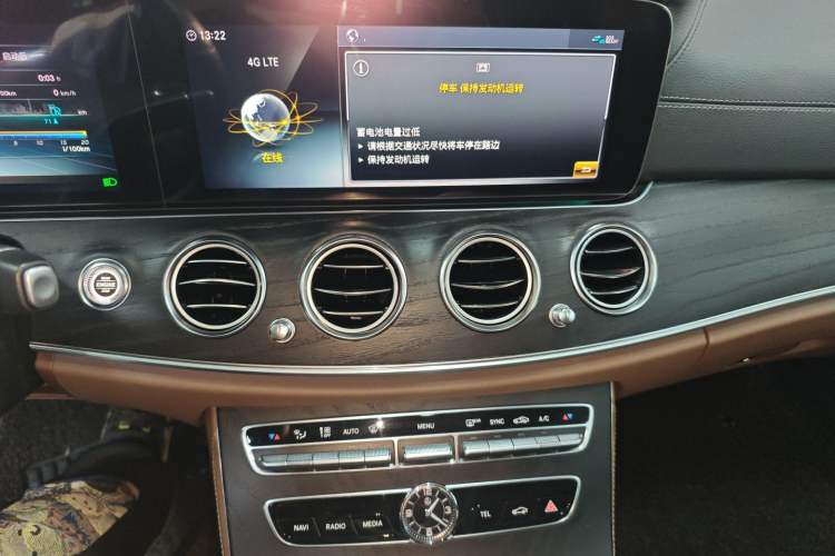 Used Mercedes-Benz E-Class 2019 E 200 L Sport Edition Audio And AC Panel