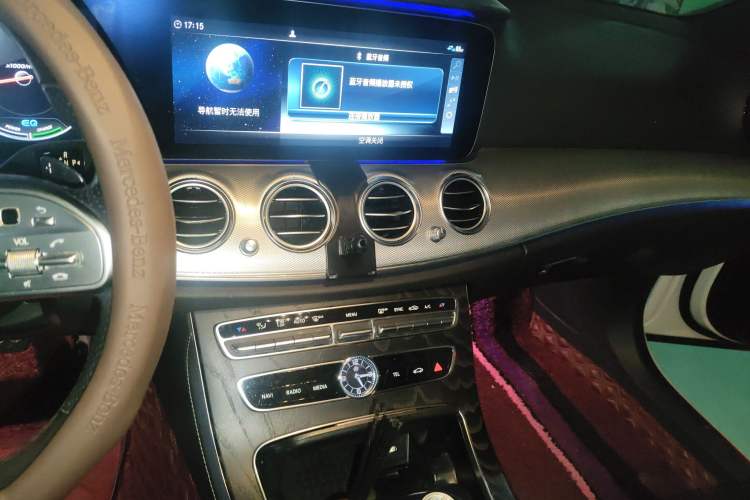 Used Mercedes-Benz E-Class 2019 E 260 Sport Edition Audio And AC Panel