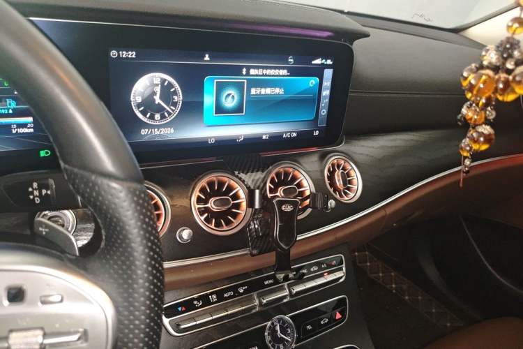 Used Mercedes-Benz E-Class 2019 E 260 L Sport Edition Audio And AC Panel