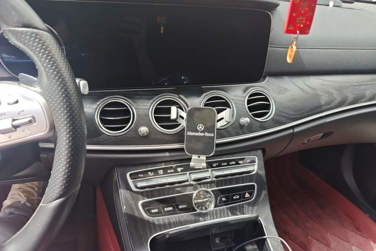 Used Mercedes-Benz E-Class 2019 E 300 L Sporty and Stylish Model Audio And AC Panel