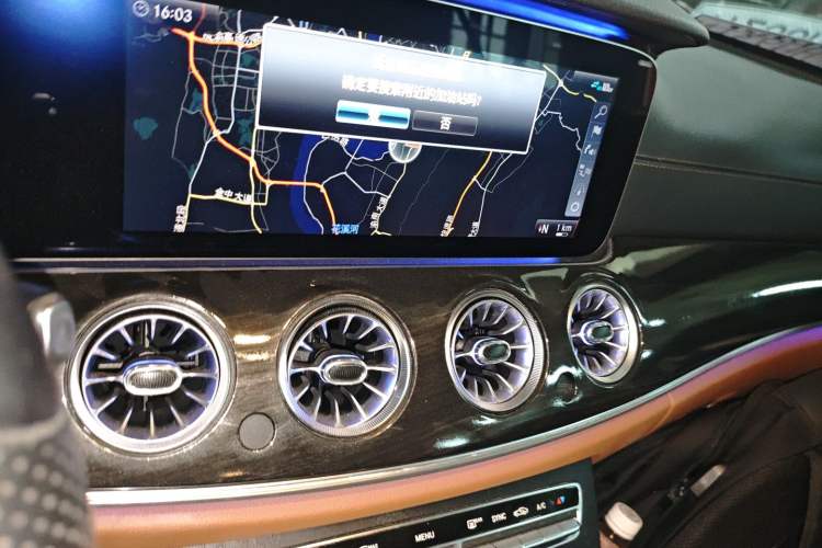 Used Mercedes-Benz E-Class 2019 E 200 Coupe Audio And AC Panel