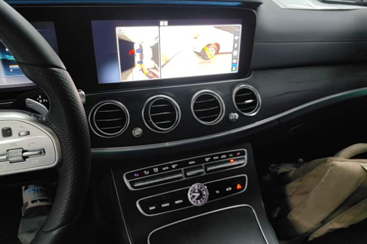Used Mercedes-Benz E-Class 2019 Restyled E 300 L Sporty and Stylish Edition Audio And AC Panel