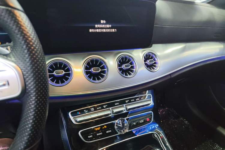 Used Mercedes-Benz E-Class 2019 E 200 Coupe Audio And AC Panel