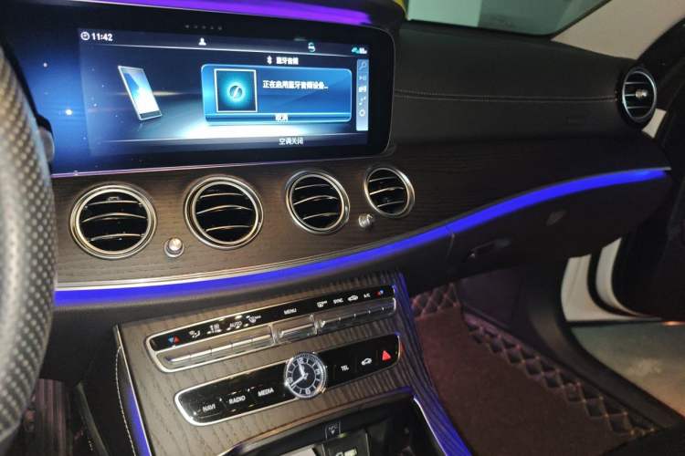 Used Mercedes-Benz E-Class 2019 E 260 L Sport Edition Audio And AC Panel