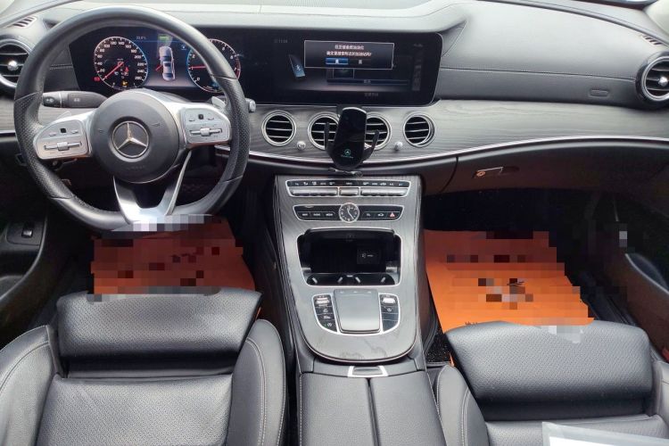 Used Mercedes-Benz E-Class 2019 E 260 L Sport Edition Audio And AC Panel