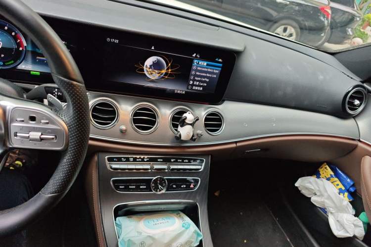 Used Mercedes-Benz E-Class 2019 E 260 Sport Edition Audio And AC Panel