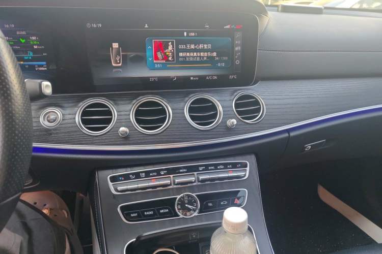 Used Mercedes-Benz E-Class 2019 E 260 L Sport Edition Audio And AC Panel