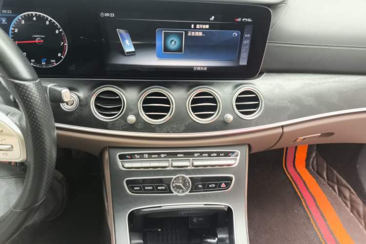 Used Mercedes-Benz E-Class 2019 E 300 L Sport Luxury Edition Audio And AC Panel