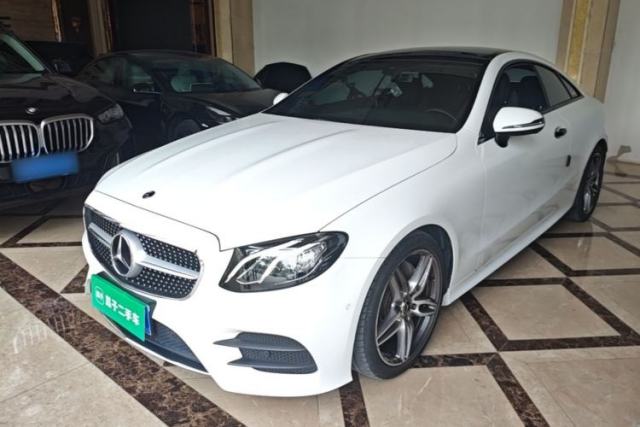 Ojetý Mercedes-Benz E-Class 2019 E 200 Coupe