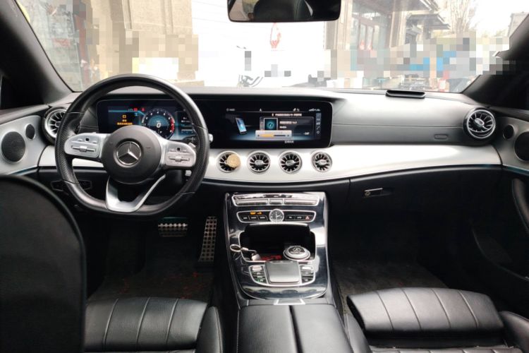 Used Mercedes-Benz E-Class 2019 E 200 Coupe Center Console