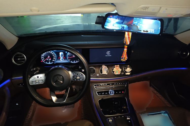 Used Mercedes-Benz E-Class 2019 Restyled E 300 L Sporty and Stylish Edition Center Console