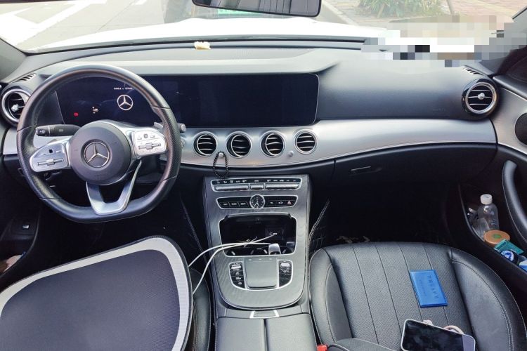Used Mercedes-Benz E-Class 2019 E 260 Sport Edition Center Console
