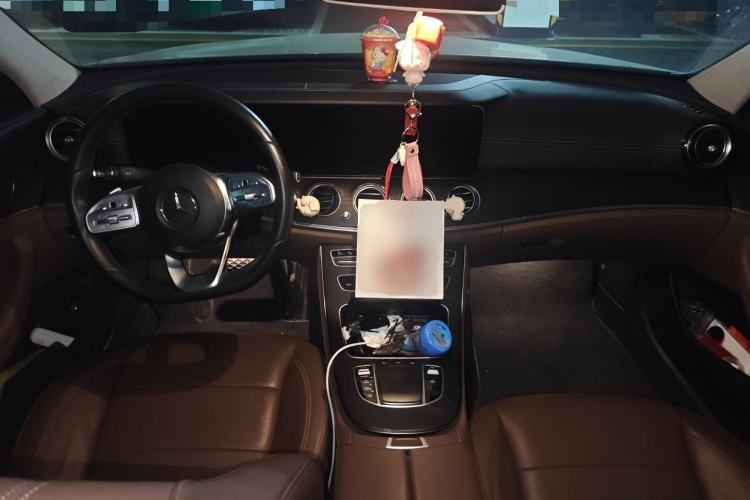 Used Mercedes-Benz E-Class 2019 Restyled E 300 L Sporty and Stylish Edition Center Console