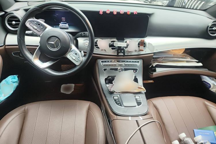 Used Mercedes-Benz E-Class 2019 E 260 Sport Edition Center Console
