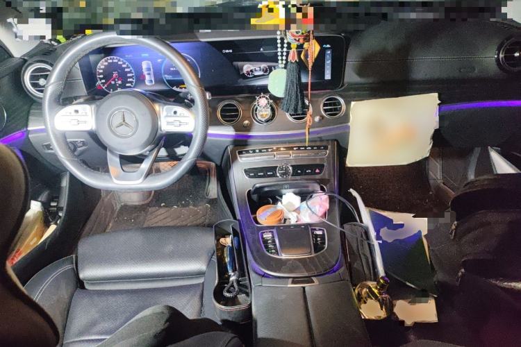 Used Mercedes-Benz E-Class 2019 E 260 L Sport Edition Center Console