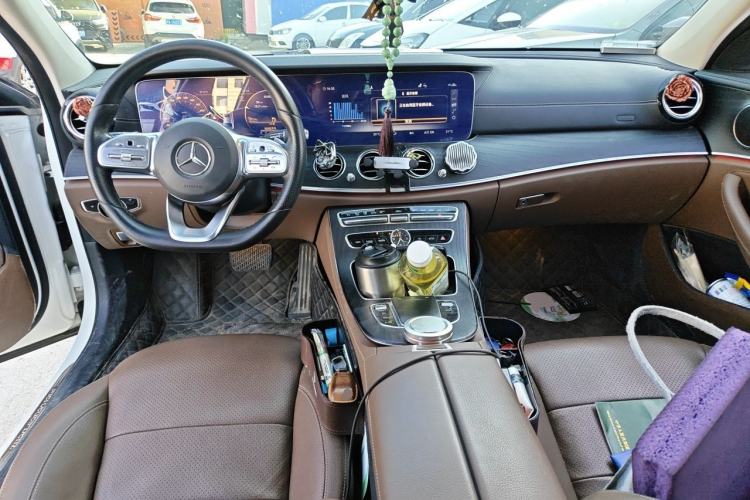 Used Mercedes-Benz E-Class 2019 Restyled E 300 L Sporty and Stylish Edition Center Console