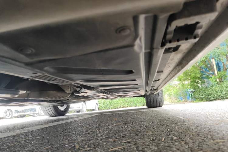 Used Mercedes-Benz E-Class 2019 E 200 Sport Edition Chassis Front Left