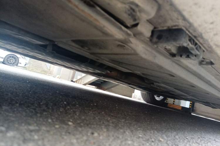 Used Mercedes-Benz E-Class 2019 E 260 L Sport Edition Chassis Front Left