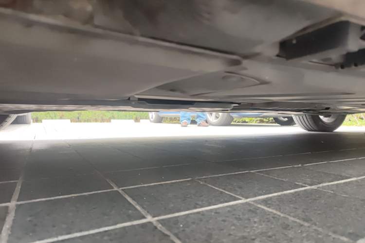 Used Mercedes-Benz E-Class 2019 E 260 Sport Edition Chassis Front Left