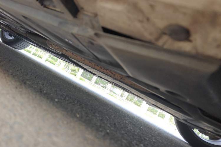 Used Mercedes-Benz E-Class 2019 E 300 L Sporty and Stylish Model Chassis Front Right