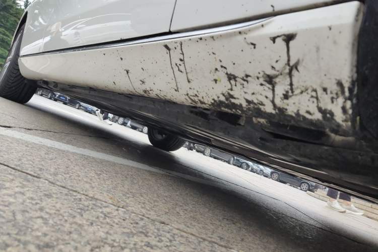 Used Mercedes-Benz E-Class 2019 E 200 L Chassis Front Right