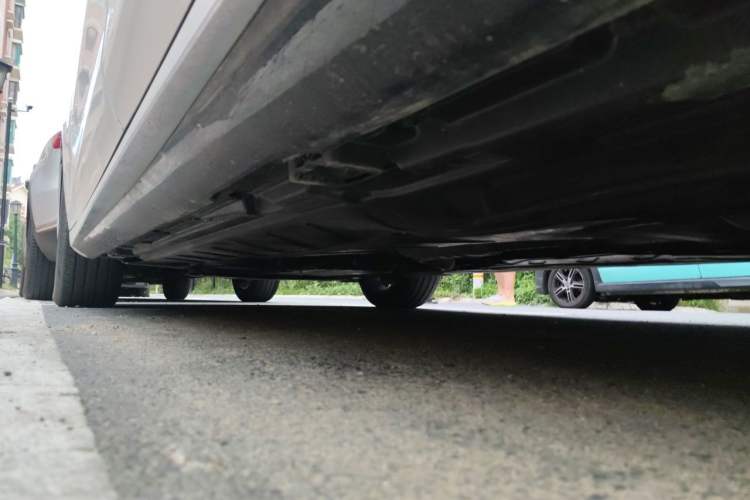 Used Mercedes-Benz E-Class 2019 E 260 L Sport 4MATIC Chassis Rear Left