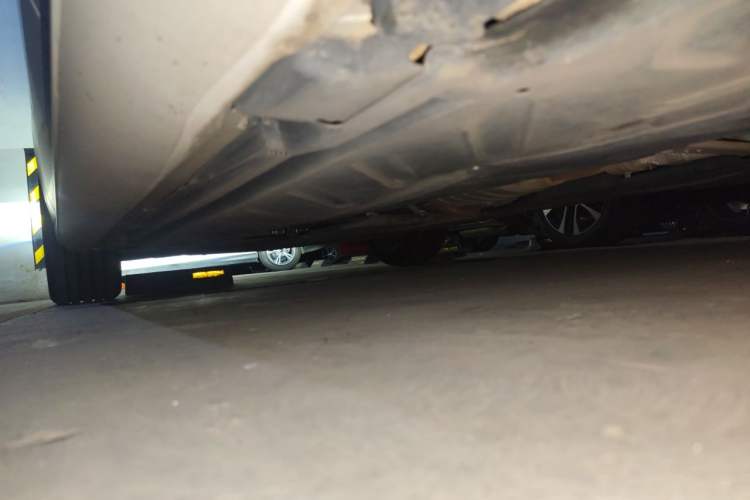 Used Mercedes-Benz E-Class 2019 E 200 Sport Edition Chassis Rear Left