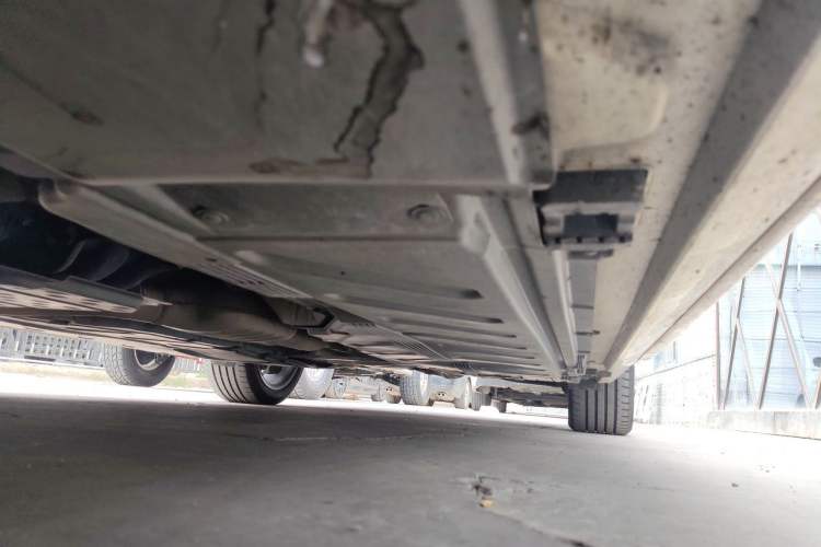 Used Mercedes-Benz E-Class 2019 E 260 L Sport Edition Chassis Rear Left