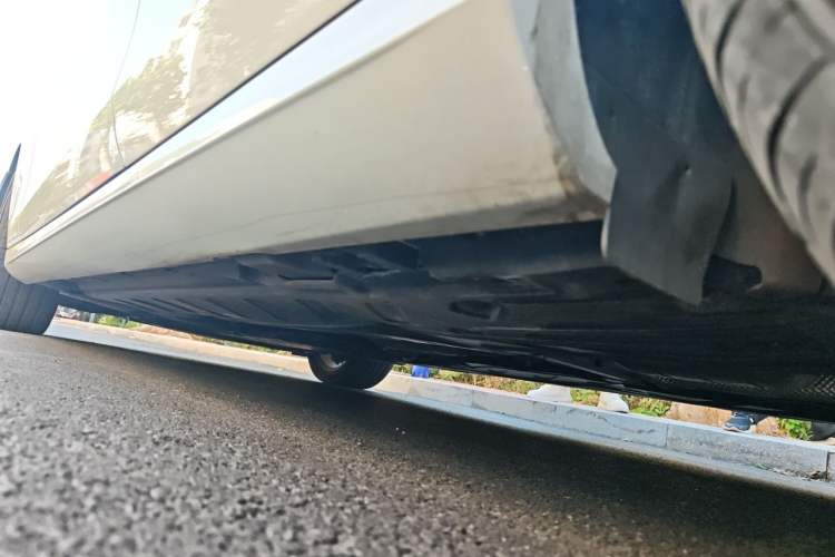 Used Mercedes-Benz E-Class 2019 E 260 Sport Edition 4MATIC Chassis Rear Left