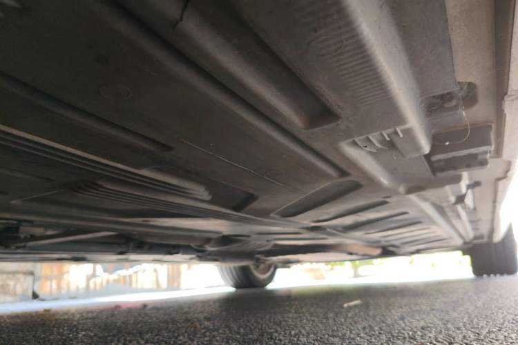 Used Mercedes-Benz E-Class 2019 E 300 L Luxury Model Chassis Rear Right