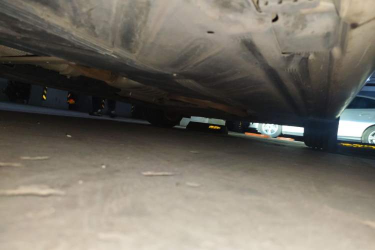 Used Mercedes-Benz E-Class 2019 E 200 Sport Edition Chassis Rear Right