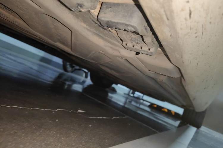 Used Mercedes-Benz E-Class 2019 E 260 Sport Edition Chassis Rear Right